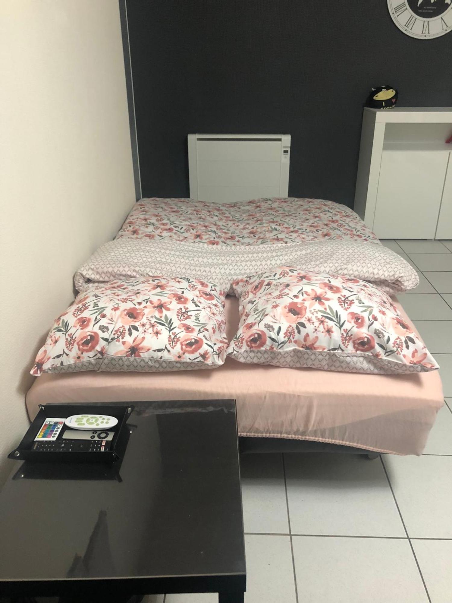 Appartement Au Calme Nature Et Centre Ville Quimper Luaran gambar