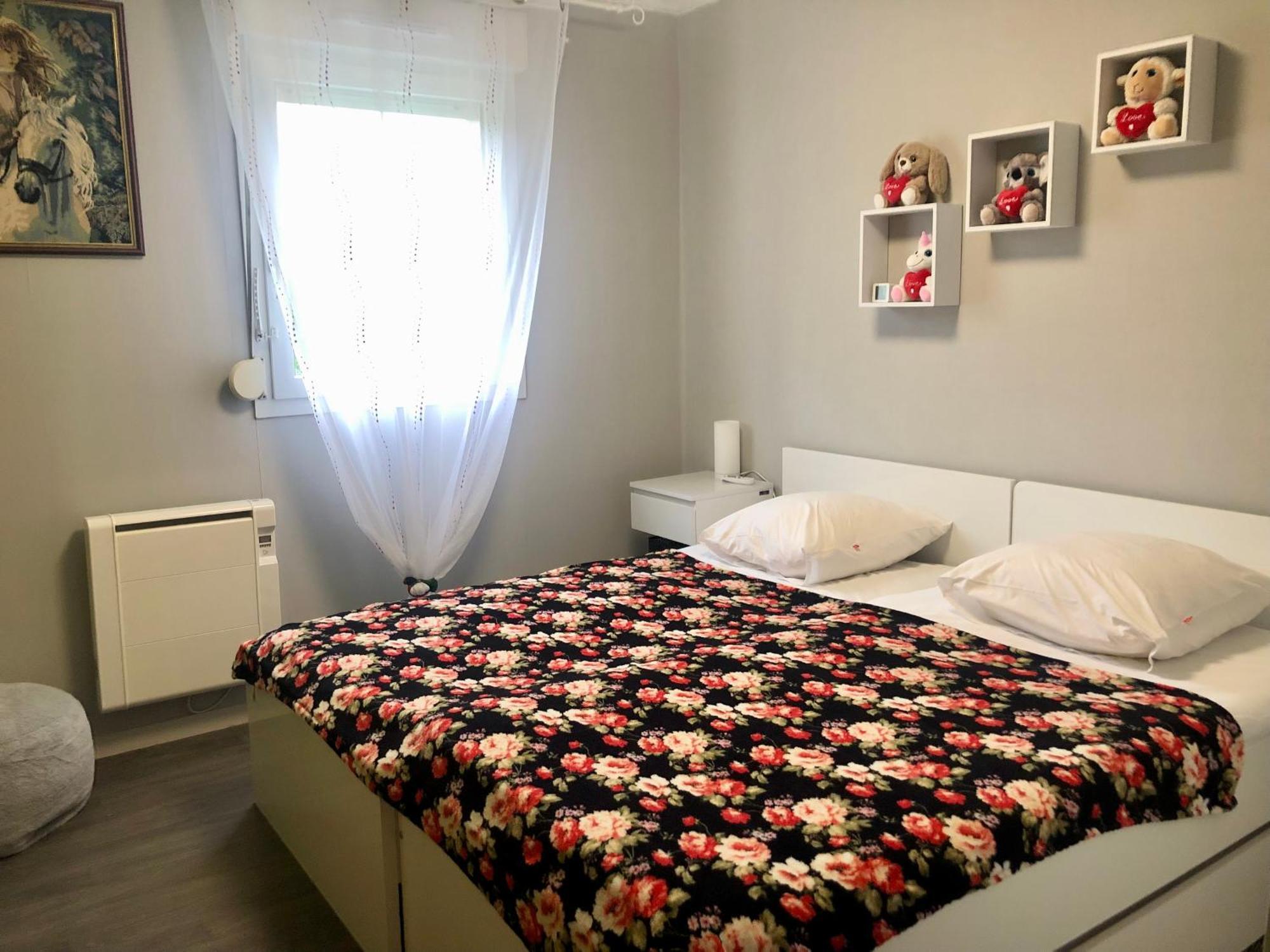 Appartement Au Calme Nature Et Centre Ville Quimper Luaran gambar